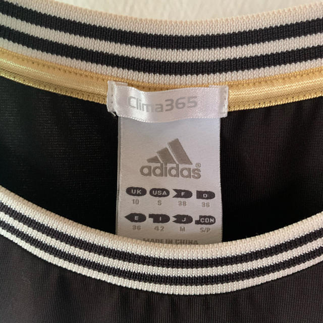 adidas(アディダス)のadidas アディダス Tシャツ ラグラン ダークブラウン レディースのトップス(Tシャツ(半袖/袖なし))の商品写真