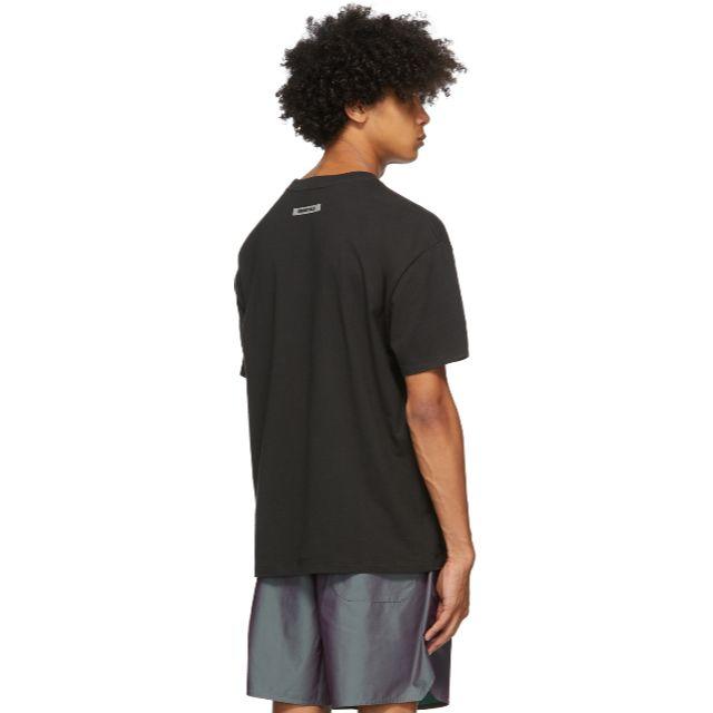 FEAR OF GOD(フィアオブゴッド)のXS FOG Essentials Black Logo T-Shirt ① メンズのトップス(Tシャツ/カットソー(半袖/袖なし))の商品写真