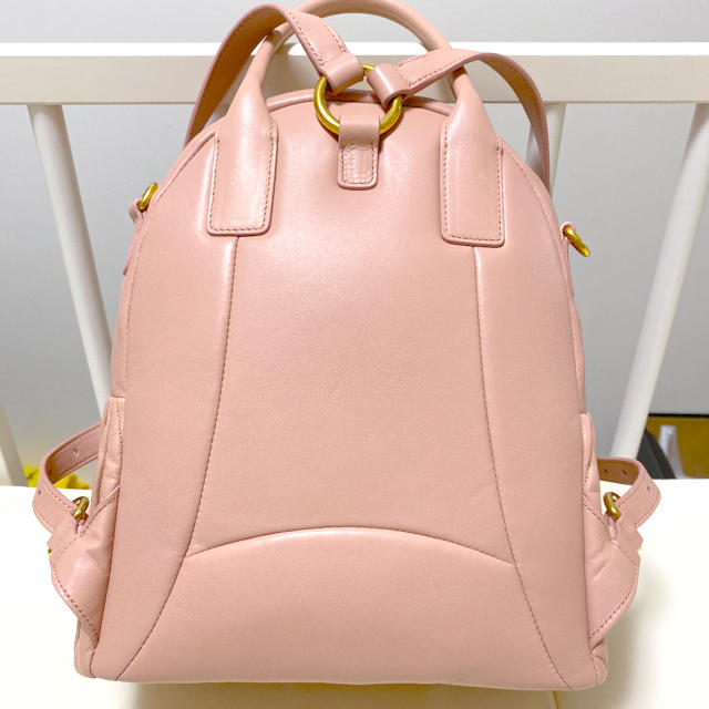 miumiu - 専用【新品未使用】 miumiu マテラッセ レザーバックパックの