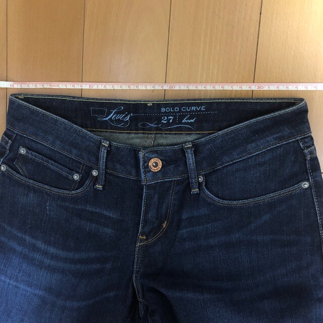 Levi's(リーバイス)のジーパンLevis レディースのパンツ(デニム/ジーンズ)の商品写真