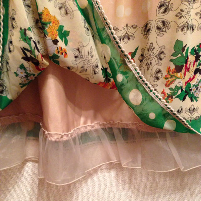 Lois CRAYON(ロイスクレヨン)のボックスプリントスカート レディースのスカート(ひざ丈スカート)の商品写真