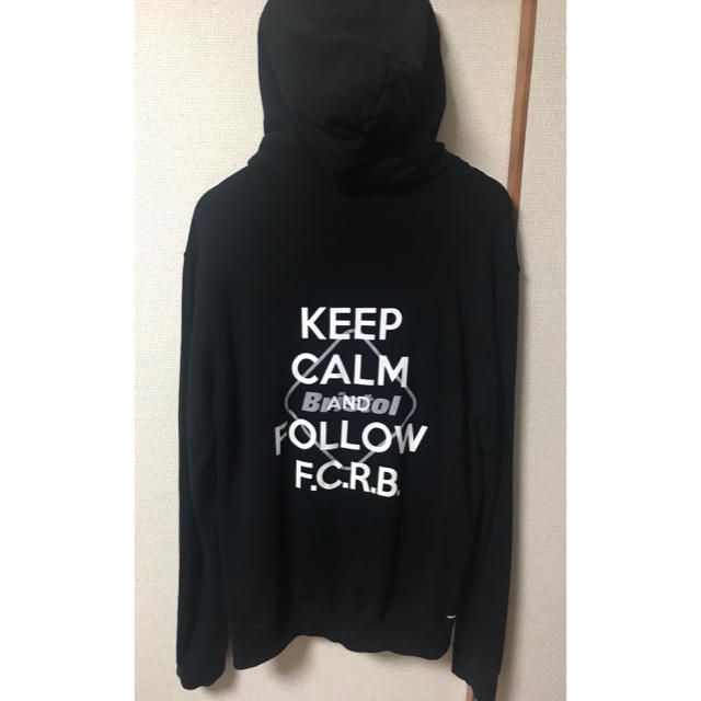 F.C.R.B.(エフシーアールビー)のF.C.R.B.KEEP CALM PULLOVER HOODY メンズのトップス(パーカー)の商品写真