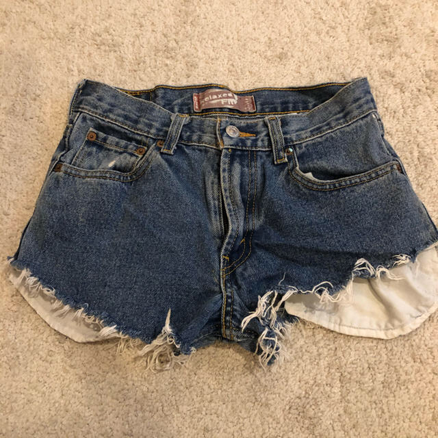 Levi's(リーバイス)のlevis ショート　デニム レディースのパンツ(ショートパンツ)の商品写真