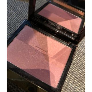 トムフォード(TOM FORD)のTOM FORD トムフォード　チーク　 07 グラデュイタス(チーク)