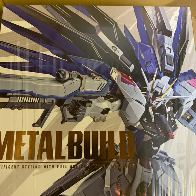 BANDAI  METAL BUILD フリーダムガンダム CONCEPT 2