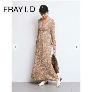 フレイアイディー(FRAY I.D)の★新品タグ付き★ FRAY IDフロントボタンフラワーワンピース(ロングワンピース/マキシワンピース)