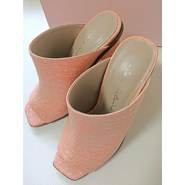 eimy istoire(エイミーイストワール)のeimy♡crocodile pattern open toe mule レディースの靴/シューズ(サンダル)の商品写真