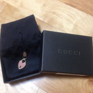 グッチ(Gucci)のぺぺちゃん様♡お取り置き(ストラップ/イヤホンジャック)