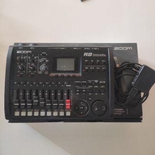 ズーム(Zoom)のZOOM ( ズーム )R8　マルチトラックレコーダー MTR(MTR)