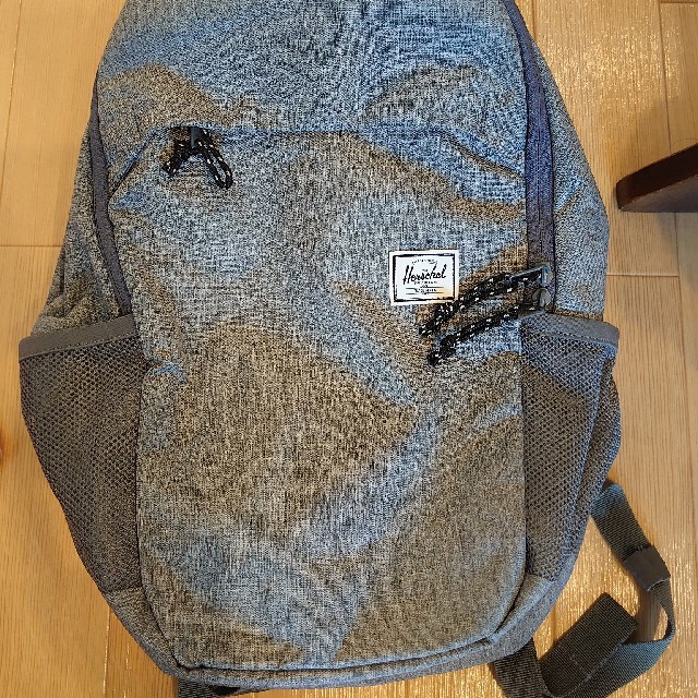 HERSCHEL(ハーシェル)のハーシェルサプライ　リュック レディースのバッグ(リュック/バックパック)の商品写真