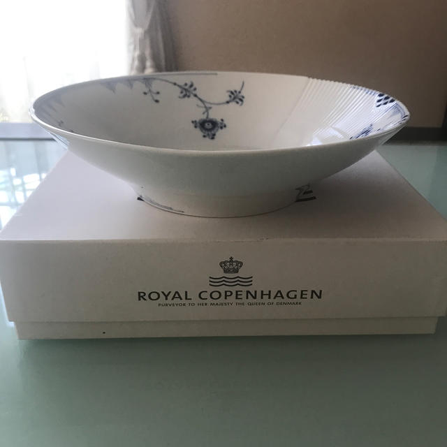 ROYAL COPENHAGEN(ロイヤルコペンハーゲン)のロイヤルコペンハーゲン　深皿 インテリア/住まい/日用品のキッチン/食器(食器)の商品写真