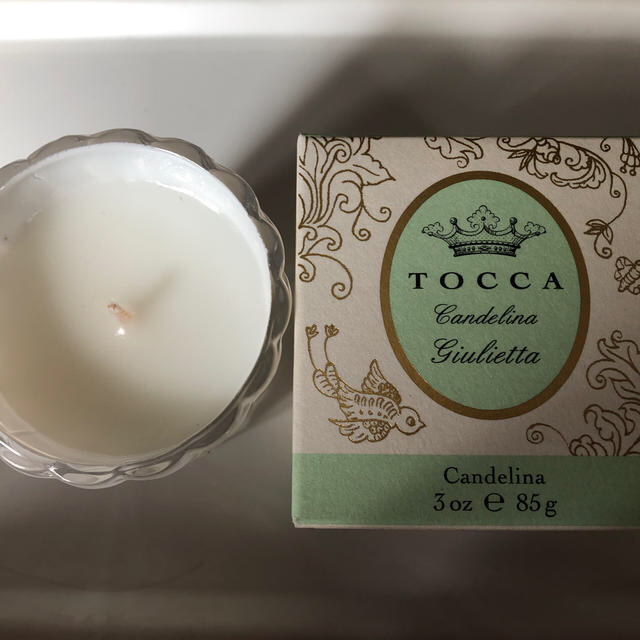 TOCCA(トッカ)のトッカ キャンデリーナ ジュリエッタの香り(85g) コスメ/美容のリラクゼーション(キャンドル)の商品写真