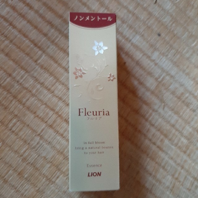 新品未開封　Fleuria フルリア　薬用育毛エッセンス  2本セット