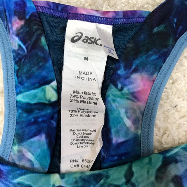 asics(アシックス)のスポーツブラ スポーツ/アウトドアのトレーニング/エクササイズ(トレーニング用品)の商品写真