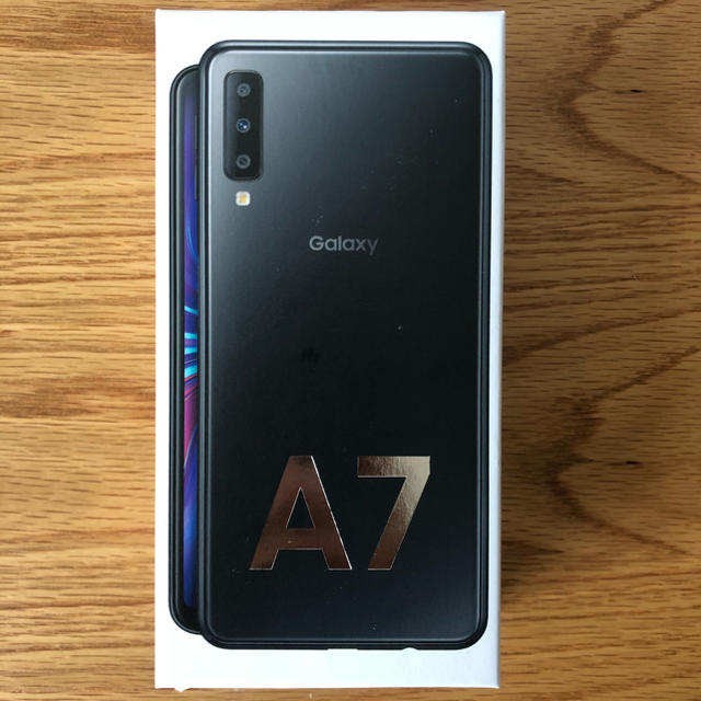 GalaxyA7色Galaxy A7 2020 ブラック