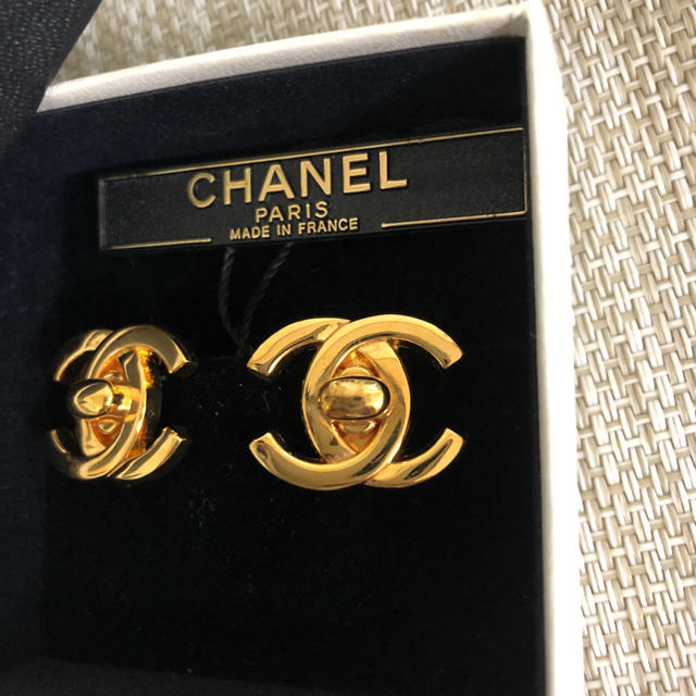 CHANEL(シャネル)の本物　シャネル　イヤリング レディースのアクセサリー(イヤリング)の商品写真