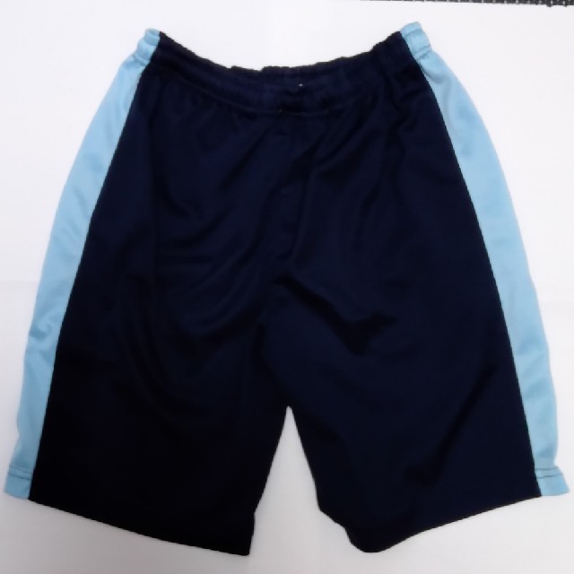 Champion(チャンピオン)の短パン　150 キッズ/ベビー/マタニティのキッズ服女の子用(90cm~)(パンツ/スパッツ)の商品写真