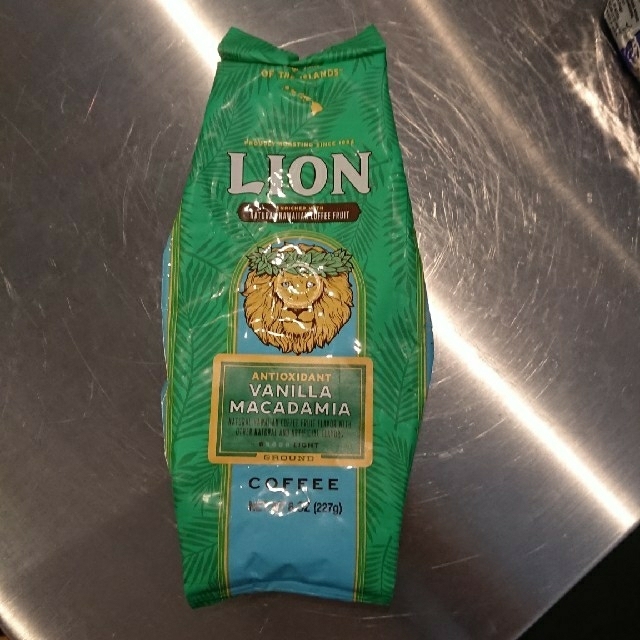 LION(ライオン)のライオンコーヒー LION coffee バニラマカデミア 食品/飲料/酒の飲料(コーヒー)の商品写真