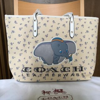 ディズニー(Disney)のコーチ　ダンボ　トートバッグ(キャラクターグッズ)