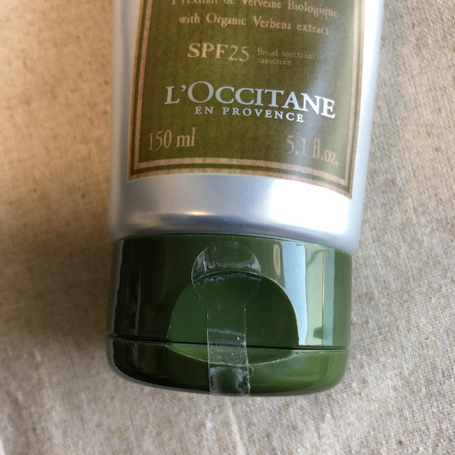 L'OCCITANE(ロクシタン)のロクシタン☆UVフレッシュボディローション コスメ/美容のボディケア(日焼け止め/サンオイル)の商品写真