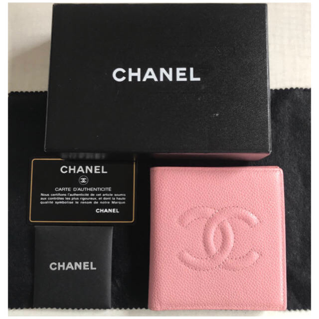 ◆売約済◆【美品】CHANEL シャネル キャビアスキン 二つ折り財布 ピンク