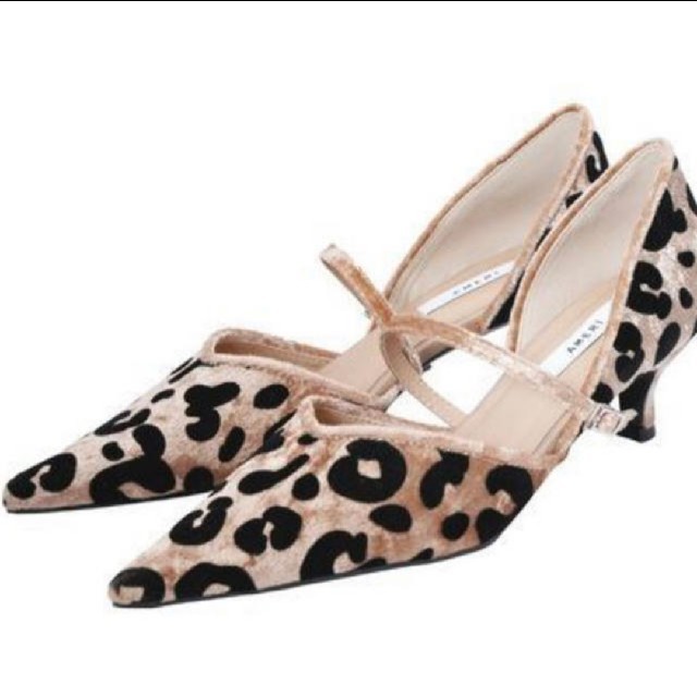 Ameri VINTAGE(アメリヴィンテージ)のモカみき様専用 FLOCKY LEOPARD PUMPS レオパードパンプス レディースの靴/シューズ(ハイヒール/パンプス)の商品写真