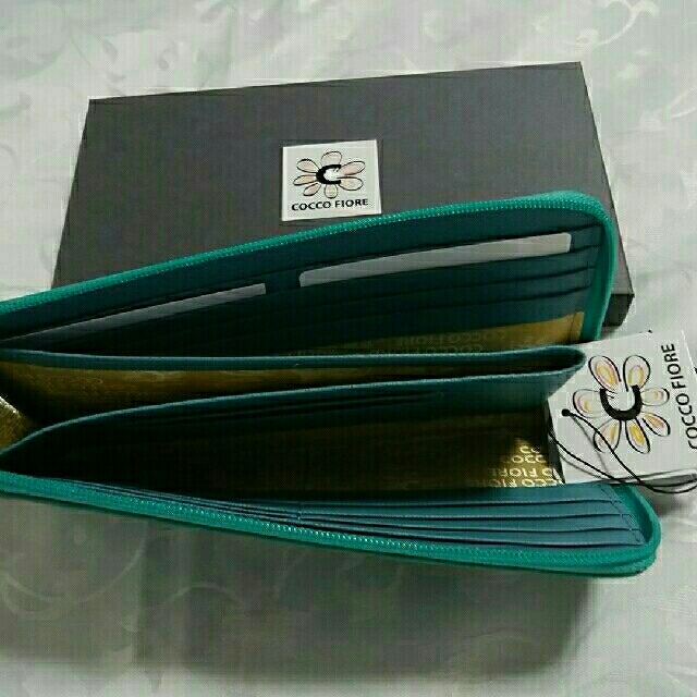 コッコフィオーレ　長財布 レディースのファッション小物(財布)の商品写真