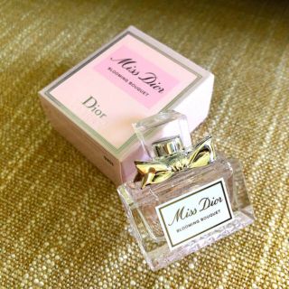10ページ目 ディオール Christian Dior サイズ 香水 レディースの通販 1 000点以上 クリスチャンディオール のコスメ 美容を買うならラクマ 10ページ目 ディオール Christian Dior サイズ 香水 レディースの通販 1 000点以上 クリスチャンディオール のコスメ 美容を買うならラクマ