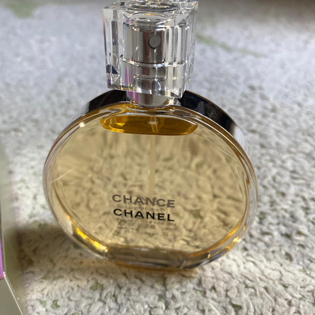 CHANEL(シャネル)のシャネル　チャンス　オードゥトワレット　50ml 新品 コスメ/美容の香水(香水(女性用))の商品写真