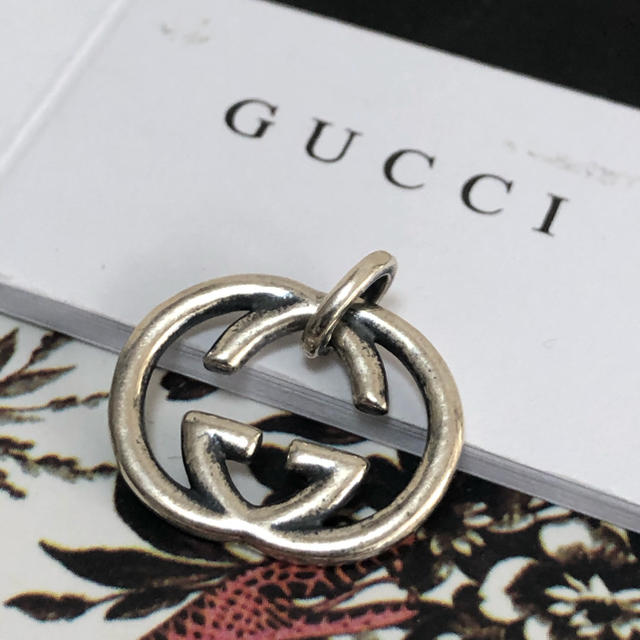 Gucci - グッチ（GUCCI） インターロッキングGGロゴデザインネックレストップの通販 by sp's shop｜グッチならラクマ