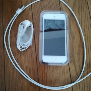 アイポッドタッチ(iPod touch)のMA-YA様専用★iPod　touch  第７世代　32GB  ブルー(ポータブルプレーヤー)
