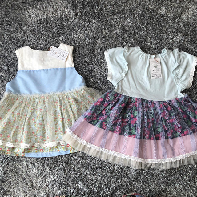 Souris(スーリー)のsourisの子ども服　箱付き3点セットです。 キッズ/ベビー/マタニティのキッズ服女の子用(90cm~)(ワンピース)の商品写真