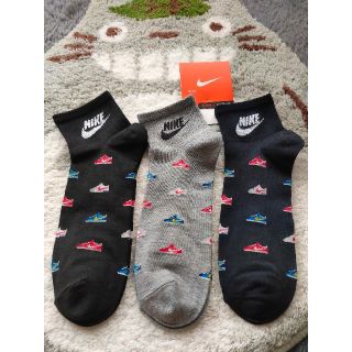 ナイキ(NIKE)のまりん様専用　NIKE 靴下 26〜28cm ソックス 3足セット(ソックス)