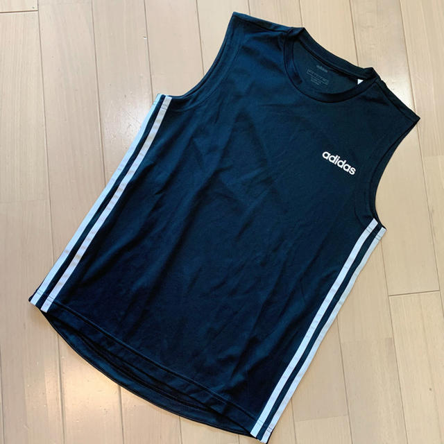 adidas(アディダス)のadidas サイドライン  ノースリーブ  トップス レディースのトップス(カットソー(半袖/袖なし))の商品写真