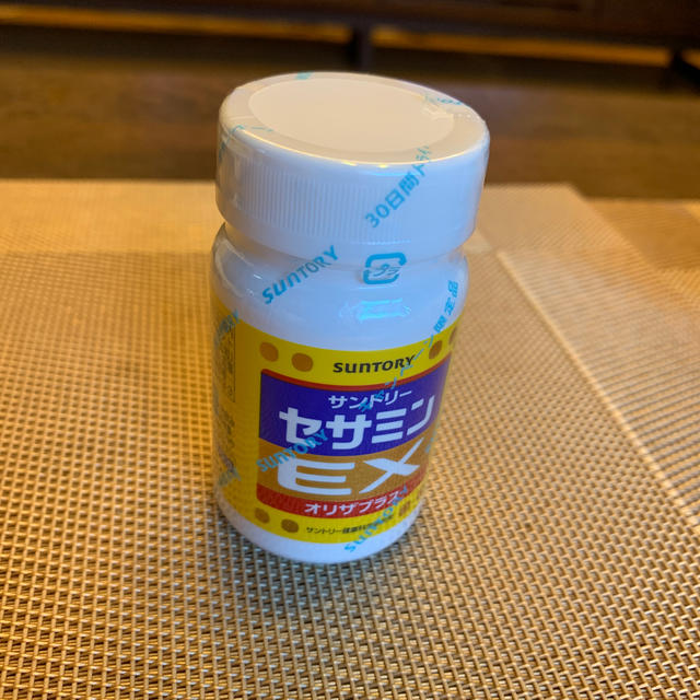 サントリー(サントリー)のセサミン　EX  90粒 食品/飲料/酒の健康食品(その他)の商品写真