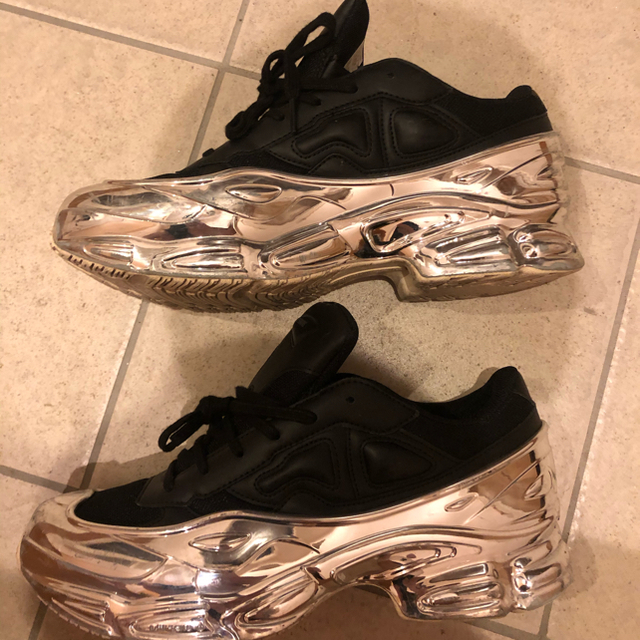 RAF SIMONS(ラフシモンズ)のRafsimons オズウィーゴ　　 メンズの靴/シューズ(スニーカー)の商品写真