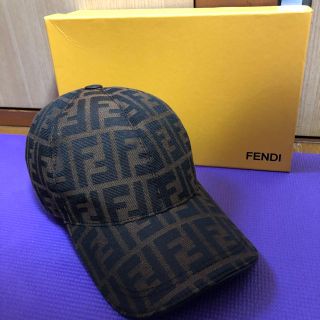 フェンディ(FENDI)のFENDI(キャップ)