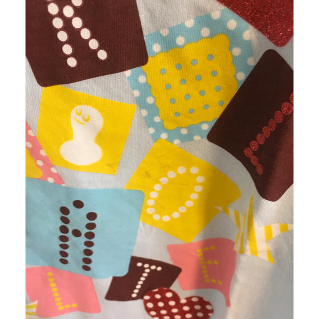 UNIQLO(ユニクロ)のチロルチョコ‼️  キッズ/ベビー/マタニティのキッズ服女の子用(90cm~)(Tシャツ/カットソー)の商品写真