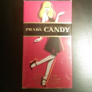 プラダ(PRADA)のPRADA　CANDY　香水(香水(女性用))