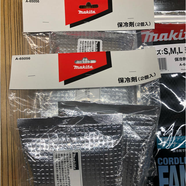 Makita(マキタ)のマキタ　保冷剤ベスト　新品 スポーツ/アウトドアのアウトドア(その他)の商品写真