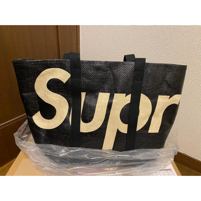 Supreme(シュプリーム)の Supreme Raffia Tote Black シュプリーム  新品　 メンズのバッグ(トートバッグ)の商品写真