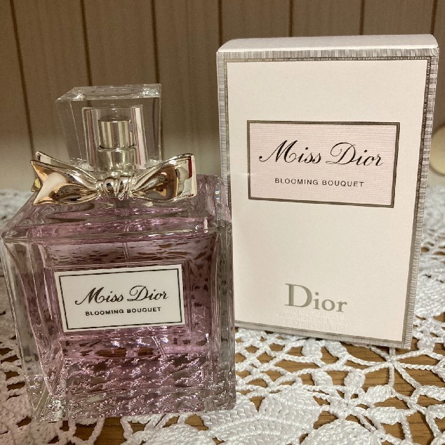 Christian Dior(クリスチャンディオール)のDior 香水  ブルーミングブーケ オードトワレ 150ml コスメ/美容の香水(香水(女性用))の商品写真