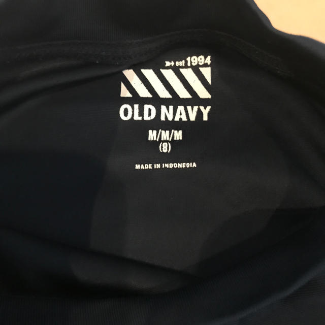 Old Navy(オールドネイビー)のラッシュガード　オールドネイビー　水着 キッズ/ベビー/マタニティのキッズ服男の子用(90cm~)(水着)の商品写真