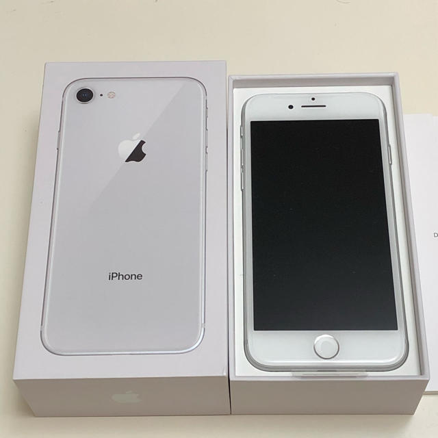 スマートフォン/携帯電話iPhone 8 Silver 64 GB  新品・未使用品