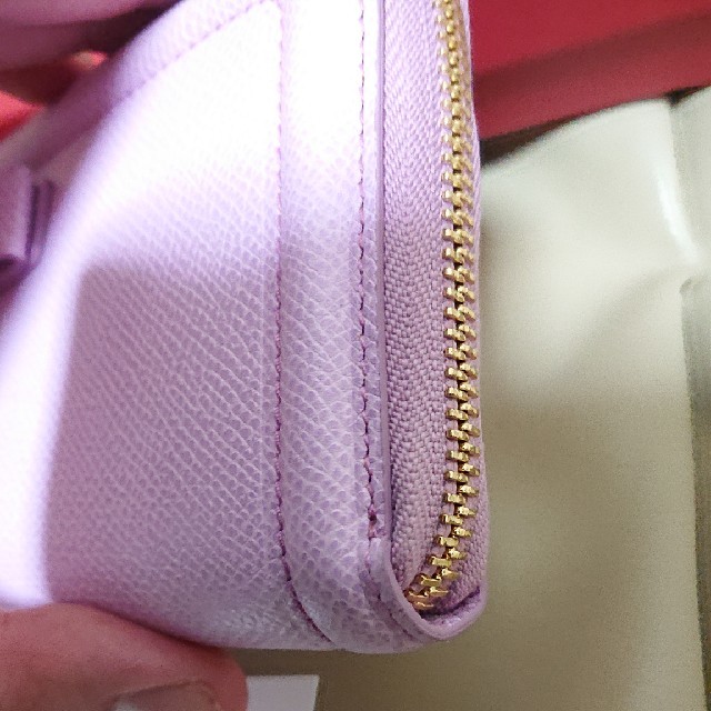 Salvatore Ferragamo(サルヴァトーレフェラガモ)のFerragamo 長財布 ピンク 未使用品 レディースのファッション小物(財布)の商品写真