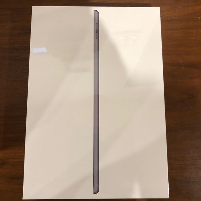 【新品未開封品】iPad 7世代　wifiモデル　32GB スペースグレー