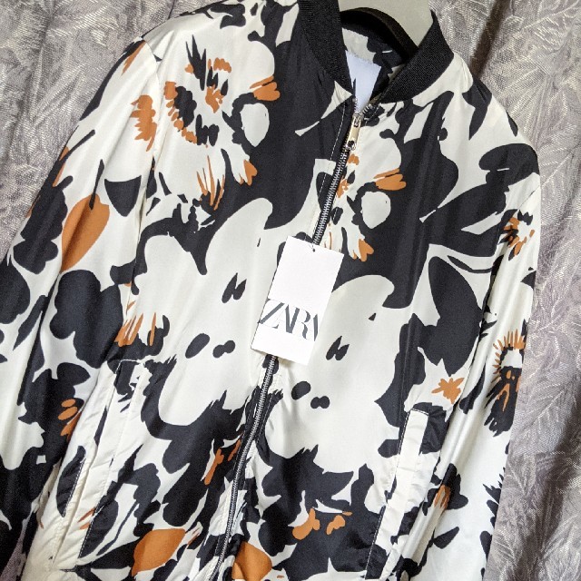 ZARA ブルゾン 総柄