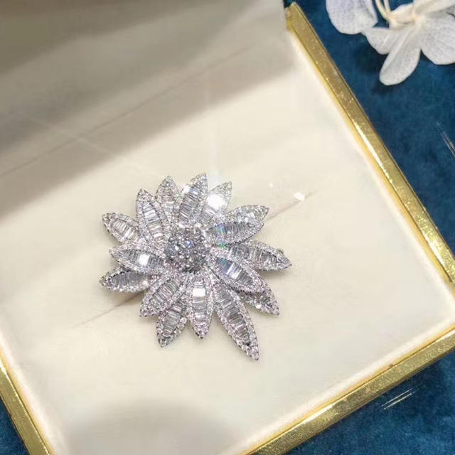 ★大振り 天然ダイヤモンド 2.00ct Pt900 ペンダントトップ ブローチ