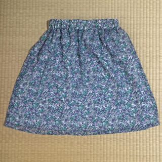 テチチ(Techichi)のテチチの花柄スカート(ひざ丈スカート)