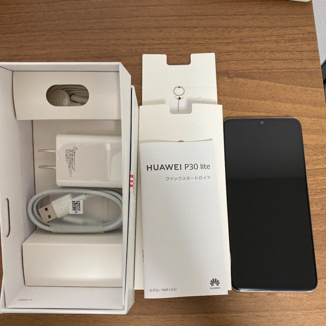 パールホワイト容量Huawei P30 Lite